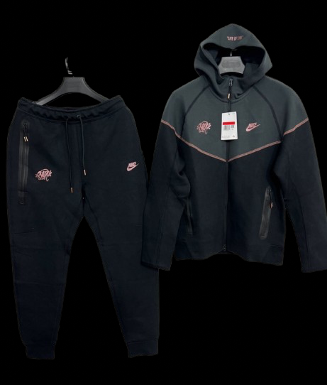 Men's Syna Grey And Black Tech Fleece Set