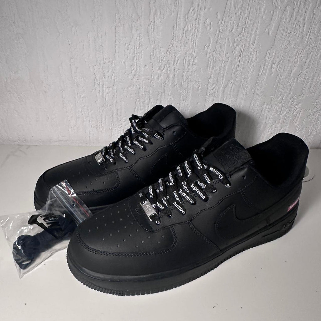 Nike Supreme Black Air Force 1
